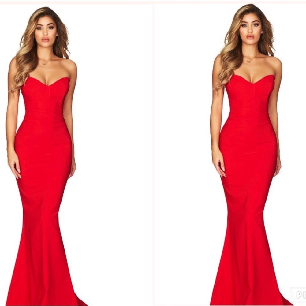 Red  Strapless  Sweetheart  Neckline  Mermaid  Gow